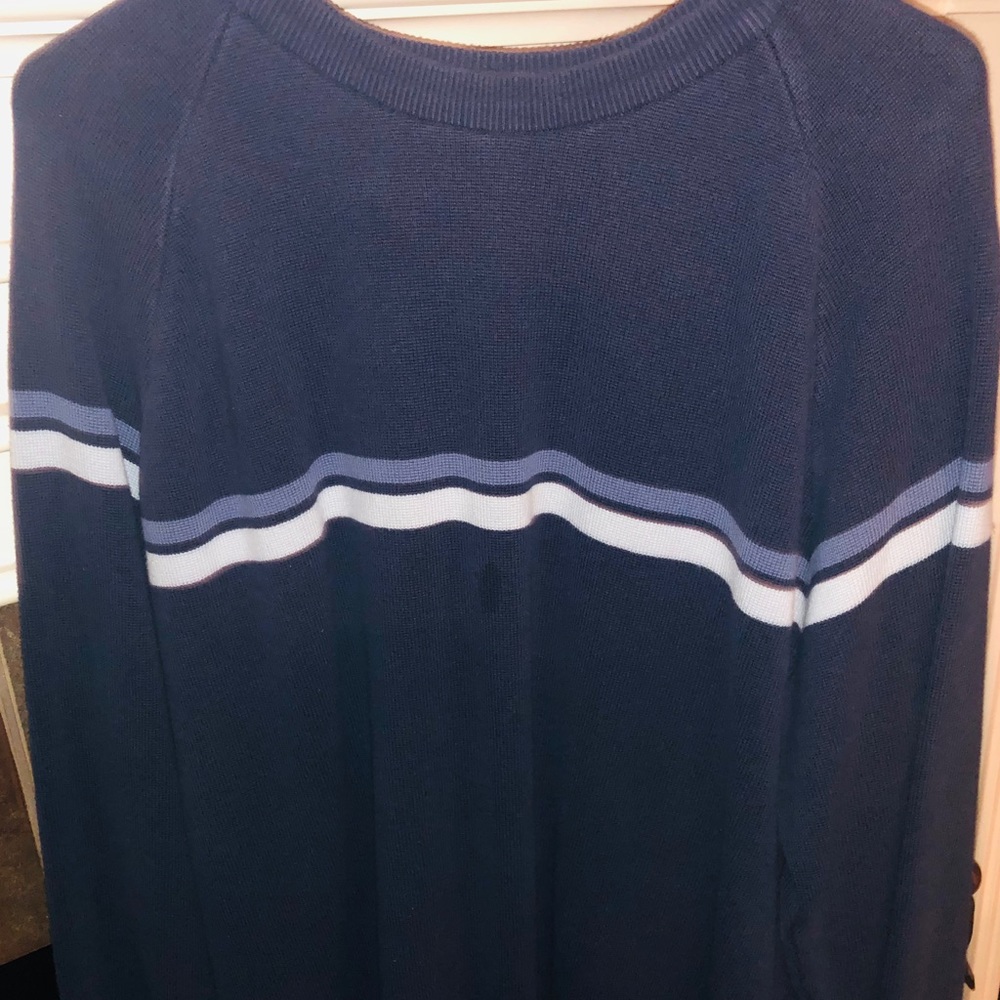Men’s navy sweater with stripes